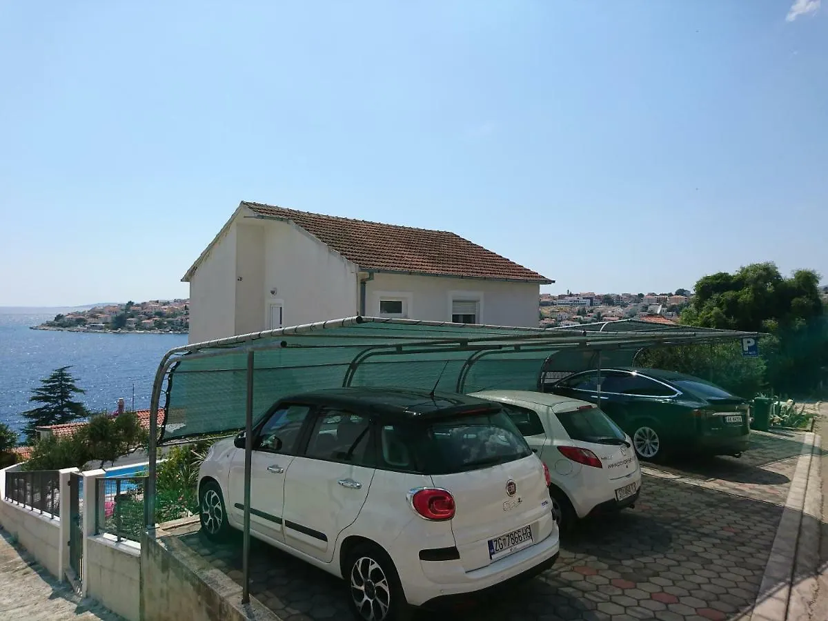 Charming Modern House With The New Swimming Pool - Apartment Maya 2 Trogir 0*,  Croatia